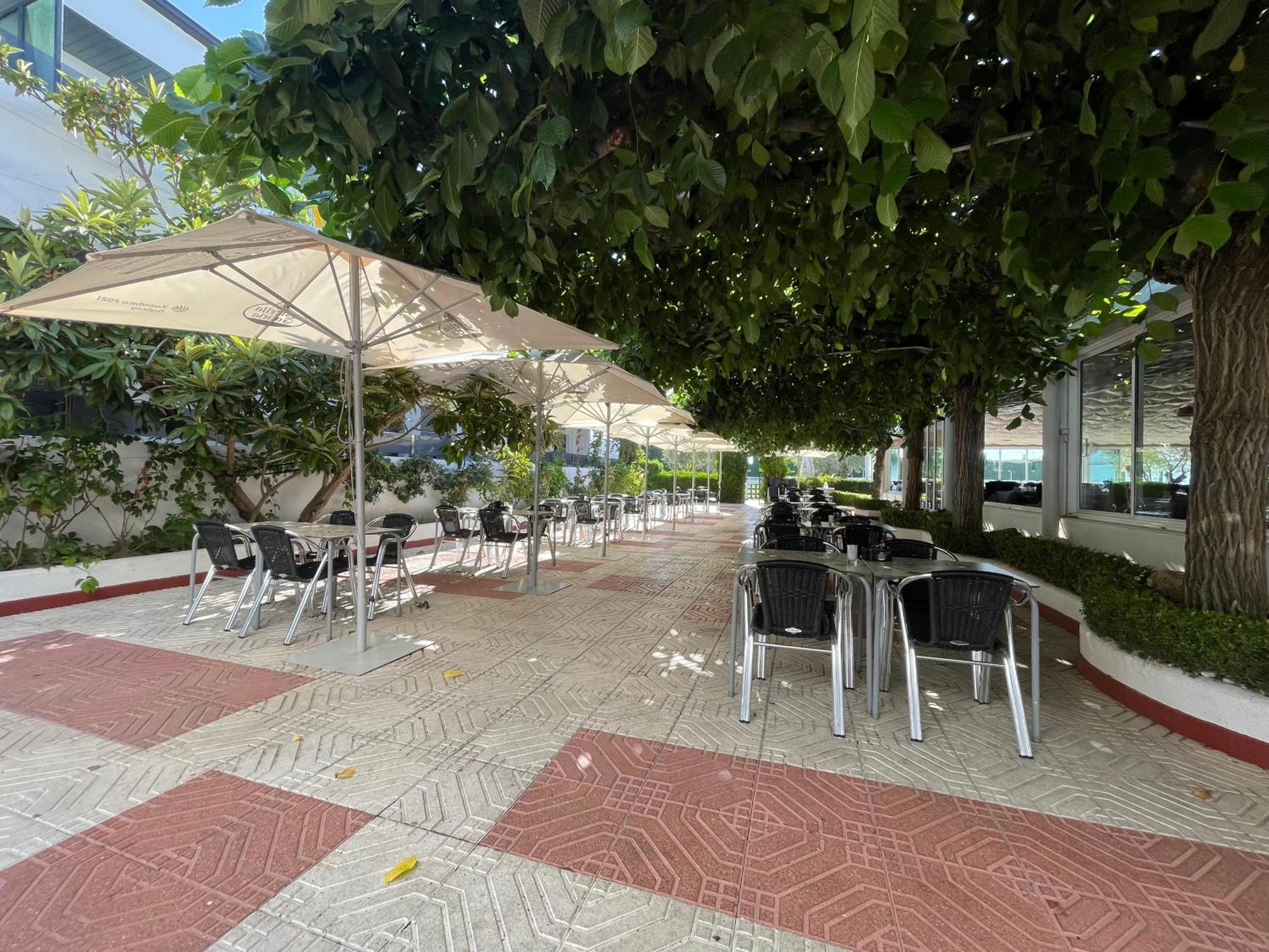 Hotel Valjunco Valencia de Don Juan Exterior photo