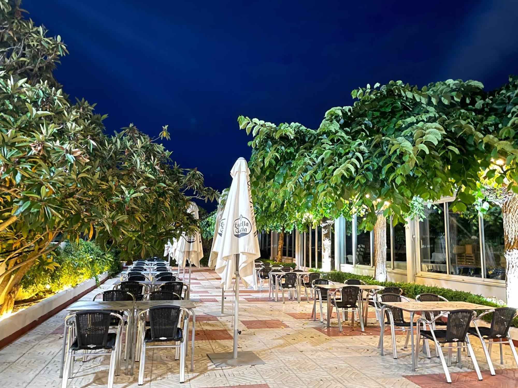 Hotel Valjunco Valencia de Don Juan Exterior photo